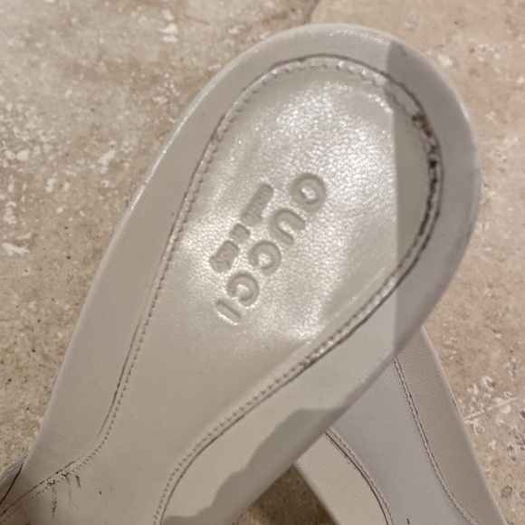 Gucci low heel size 8 1/2 - Picture 4 of 7